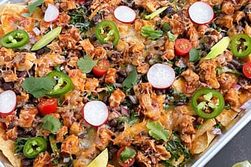 Loaded Sheet Pan Chicken Nachos
